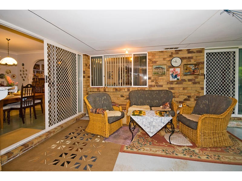 17 Hydrabad Street, Regents Park QLD 4118
