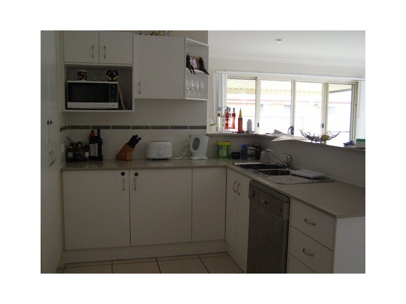 90 SECOND AV, Marsden QLD 4132