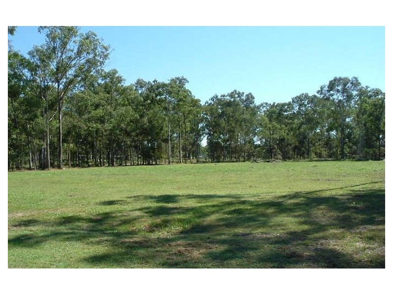 95 Featherstone rd, Chambers Flat QLD 4133