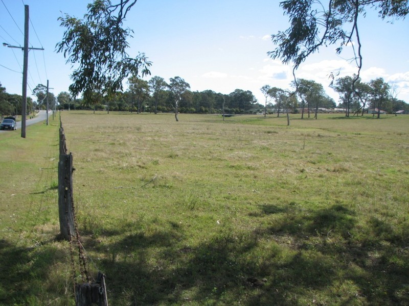 34 Moloney rd, Loganlea QLD 4131