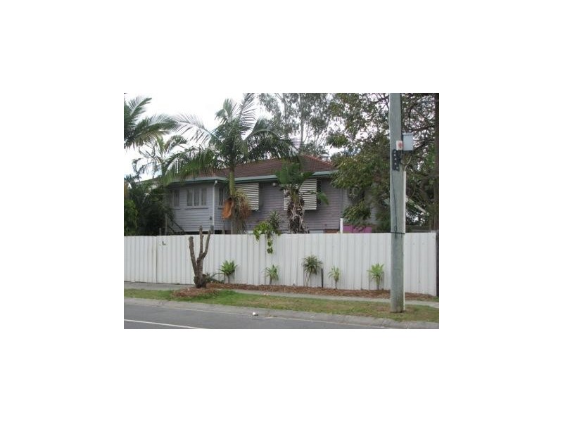 77 Fourth Ave, Marsden QLD 4132