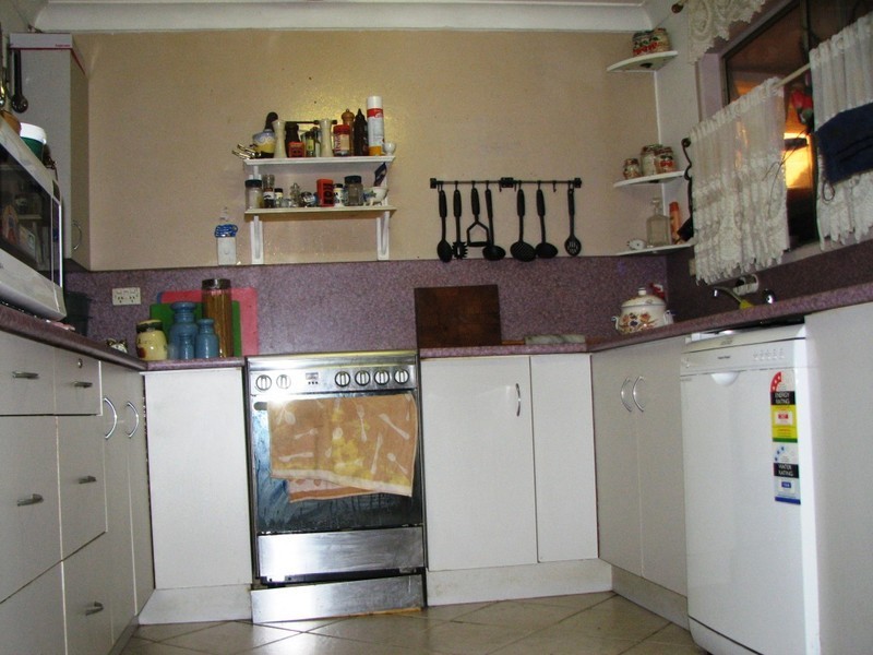 77 Fourth Ave, Marsden QLD 4132