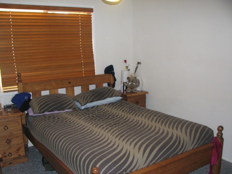 18 Ochna st, Crestmead QLD 4132