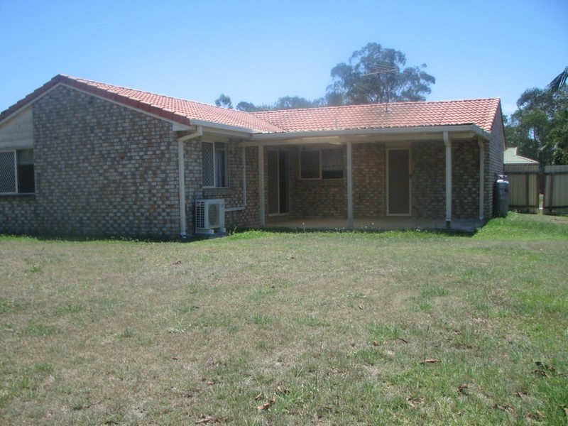 12 Calder crt, Crestmead QLD 4132