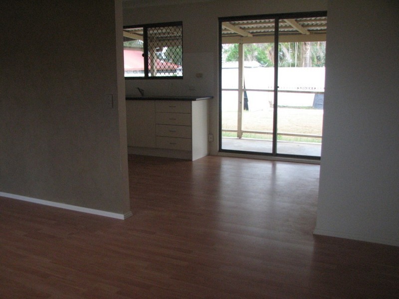 6 Brushbox st, Crestmead QLD 4132