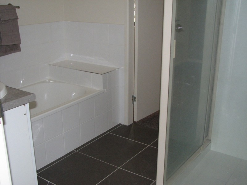6 Brushbox st, Crestmead QLD 4132