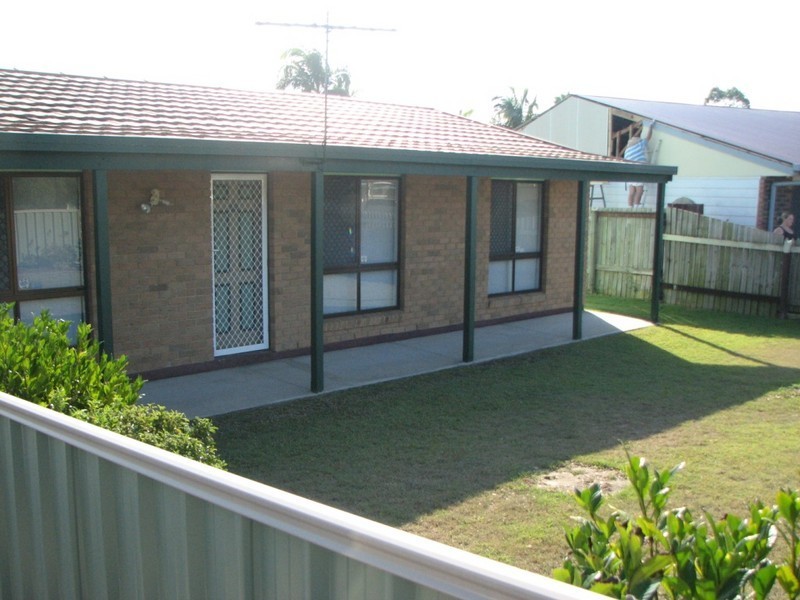 18 Forestwood st, Crestmead QLD 4132