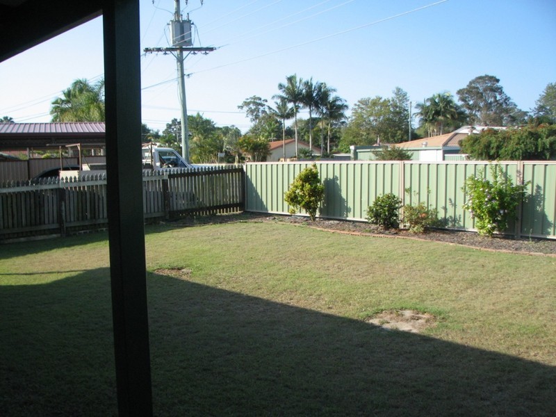 18 Forestwood st, Crestmead QLD 4132