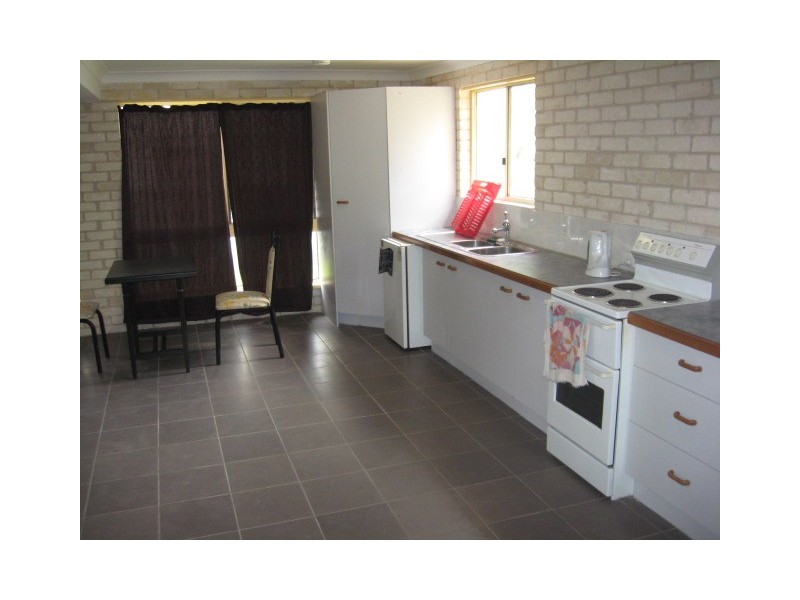 42 Bambil st, Crestmead QLD 4132