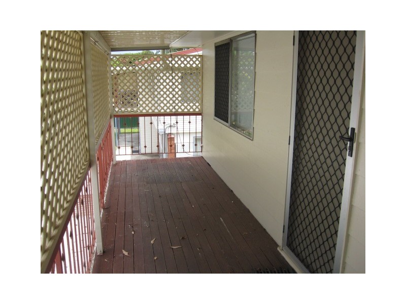 42 Bambil st, Crestmead QLD 4132
