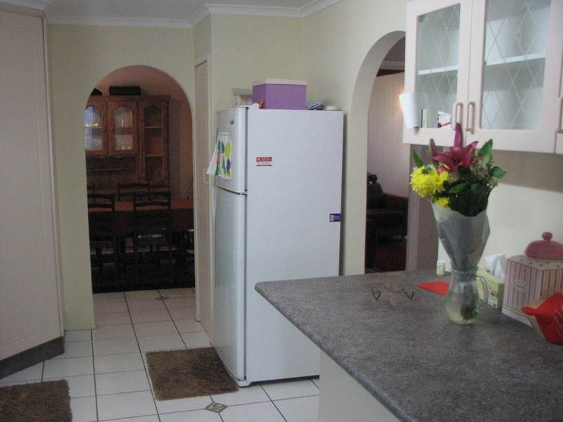 6 Limerick dr, Crestmead QLD 4132