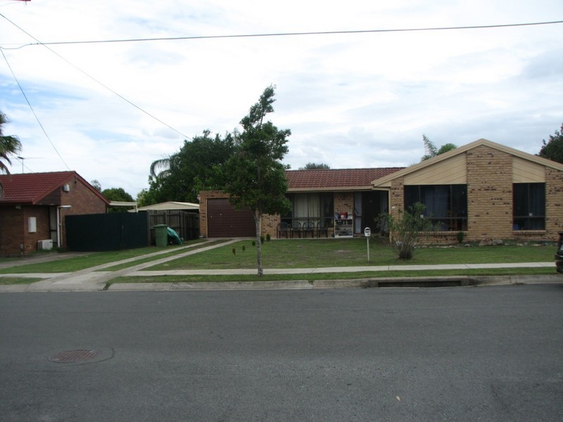 15 Keatley st, Crestmead QLD 4132