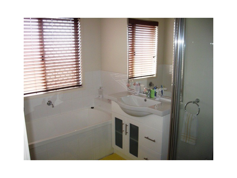 1 Rasmussen Av, Marsden QLD 4132