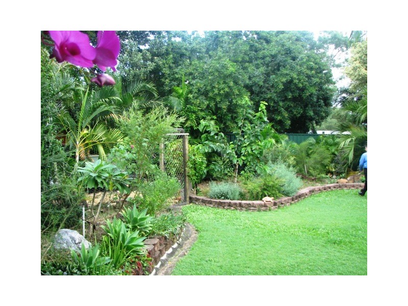 82 Ashton st, Kingston QLD 4114