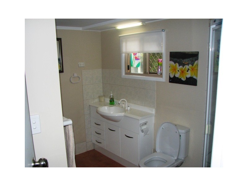 82 Ashton st, Kingston QLD 4114