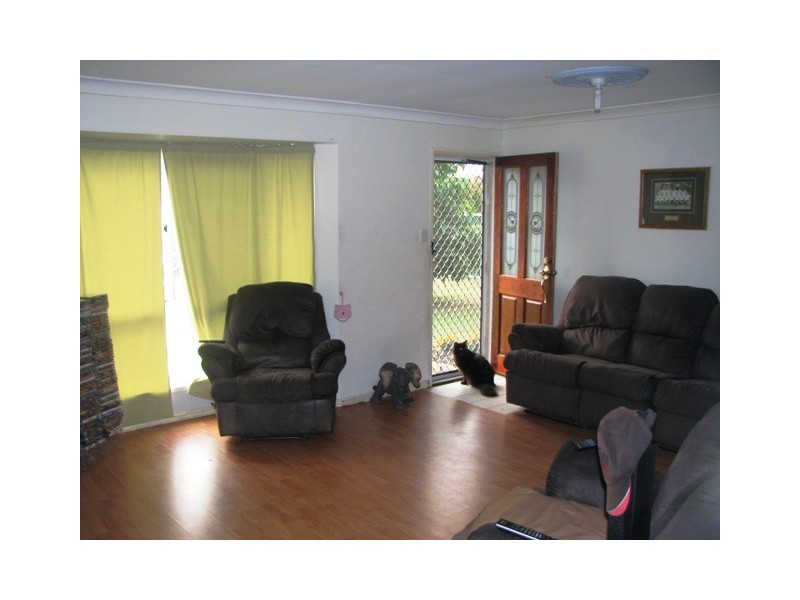 12 Pinnington st, Crestmead QLD 4132