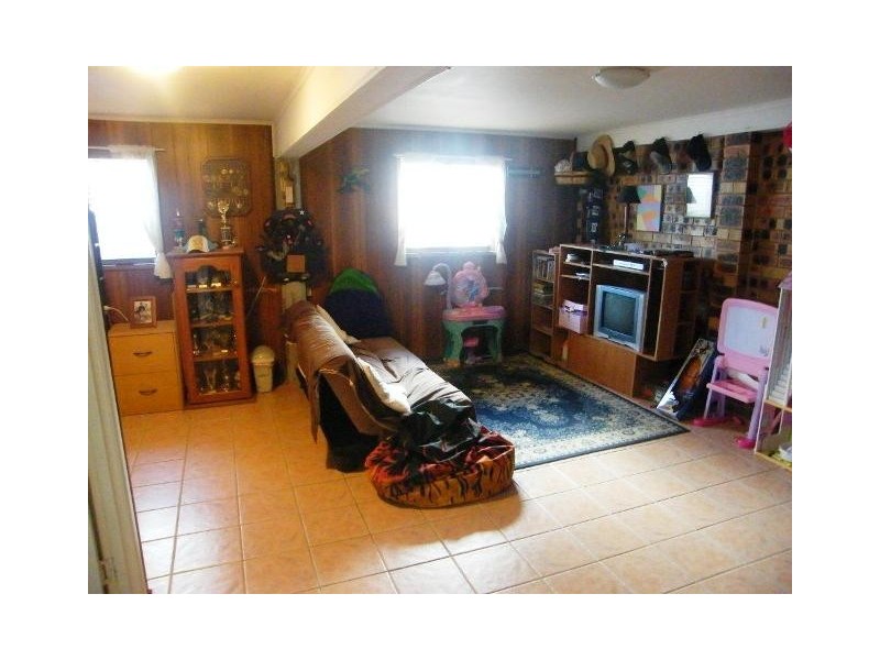 Crestmead QLD 4132