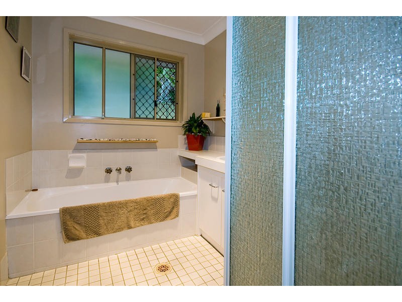 Regents Park QLD 4118