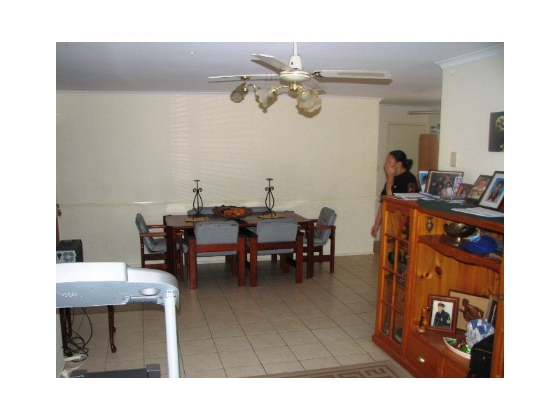 4 Apex st, Marsden QLD 4132