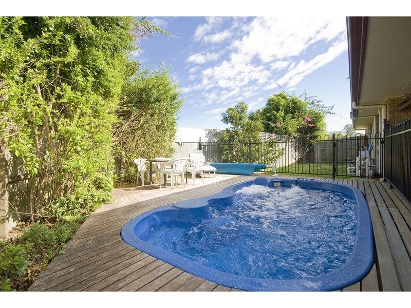 36 Capricorn ave, Crestmead QLD 4132