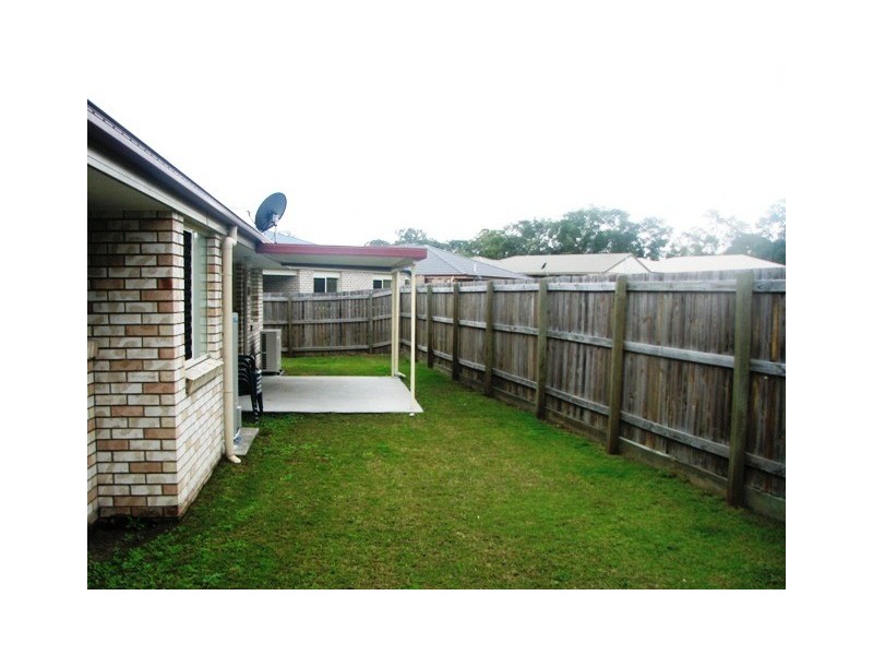 9 Pine Grove st, Crestmead QLD 4132