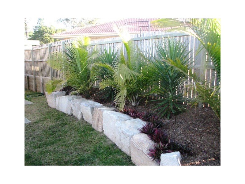 25 JAMES ST, Crestmead QLD 4132