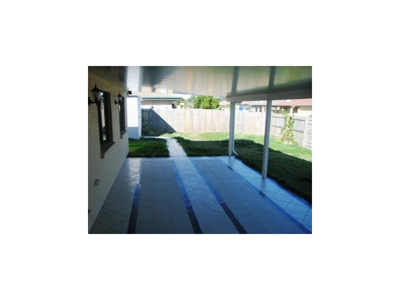 18 Rasmussen Avenue, Marsden QLD 4132