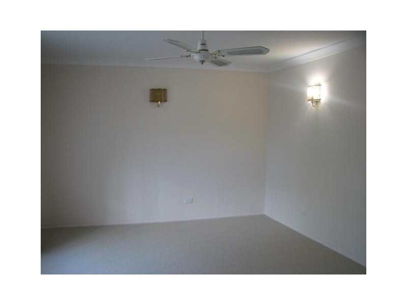 8 DARRYL, Loganlea QLD 4131