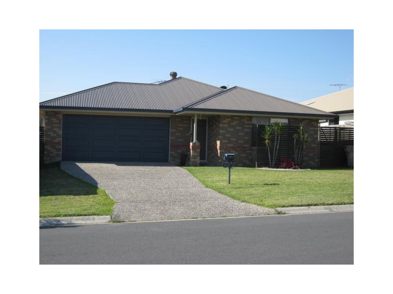 11 Shamrock st, Crestmead QLD 4132