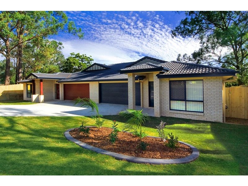 13 Robert st, Loganlea QLD 4131