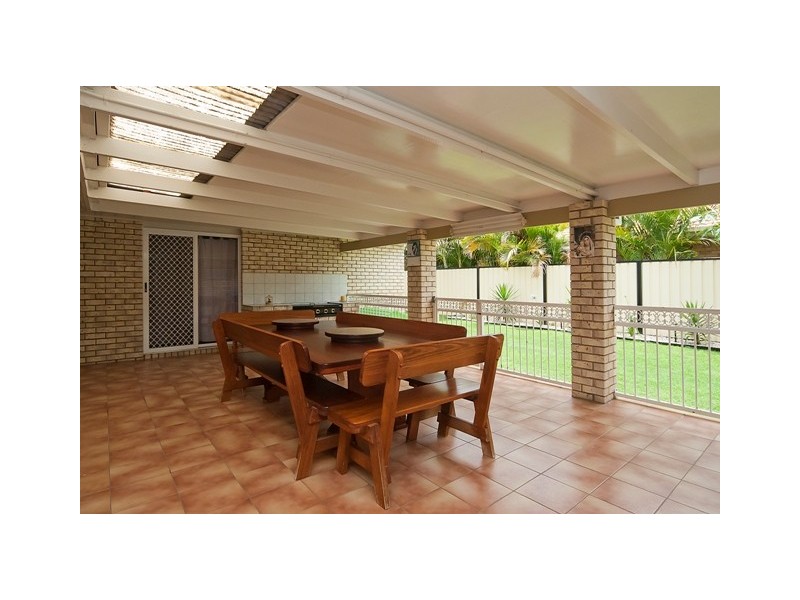 36 CIANTHUS ST, Regents Park QLD 4118