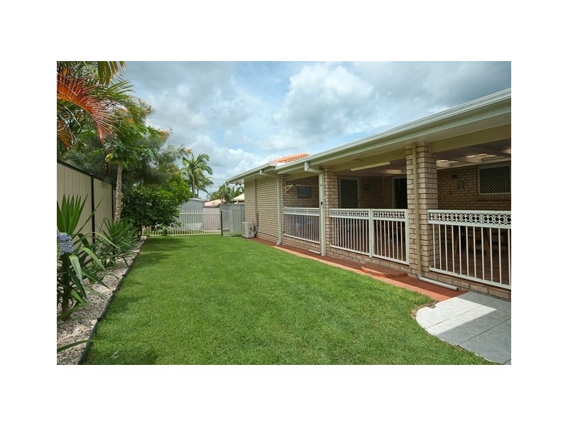36 CIANTHUS ST, Regents Park QLD 4118