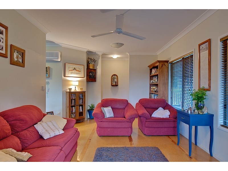 18 Oakleigh Court, Woodhill QLD 4285