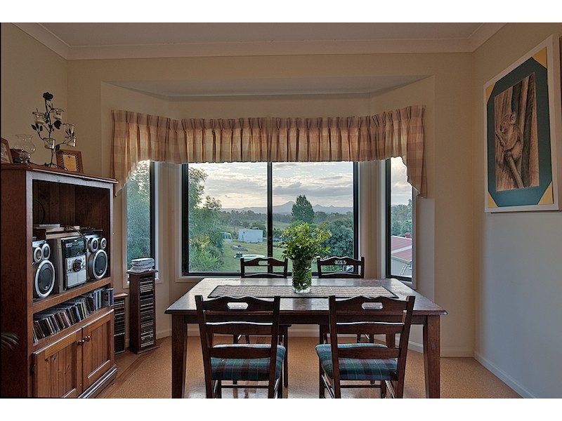 18 Oakleigh Court, Woodhill QLD 4285