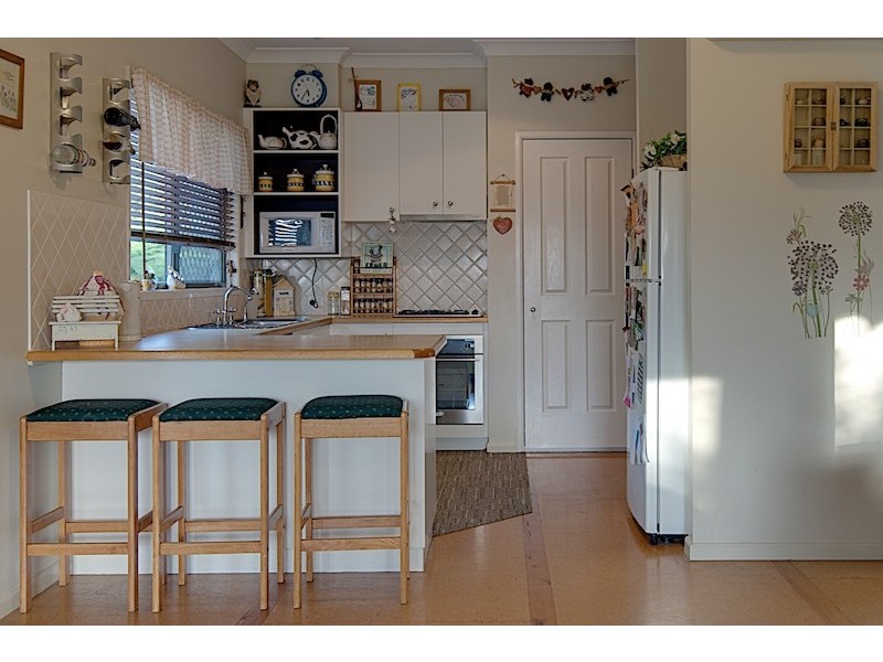 18 Oakleigh Court, Woodhill QLD 4285