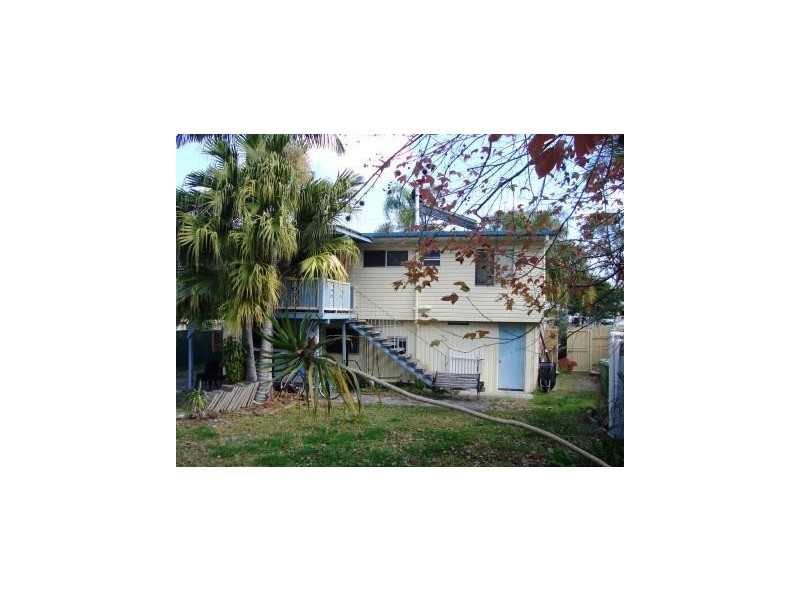 32 Waratah Drive, Crestmead QLD 4132