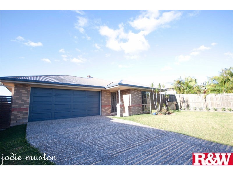 11 Shamrock st, Crestmead QLD 4132
