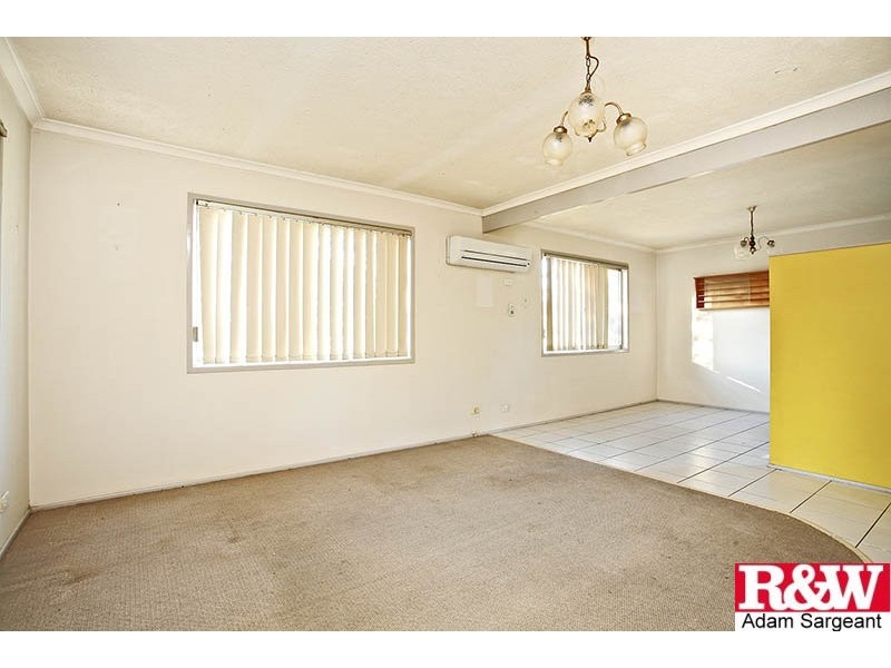 15 Dehlia Street, Marsden QLD 4132