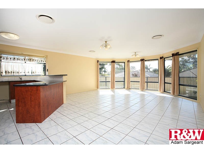15 Robur Street, Marsden QLD 4132