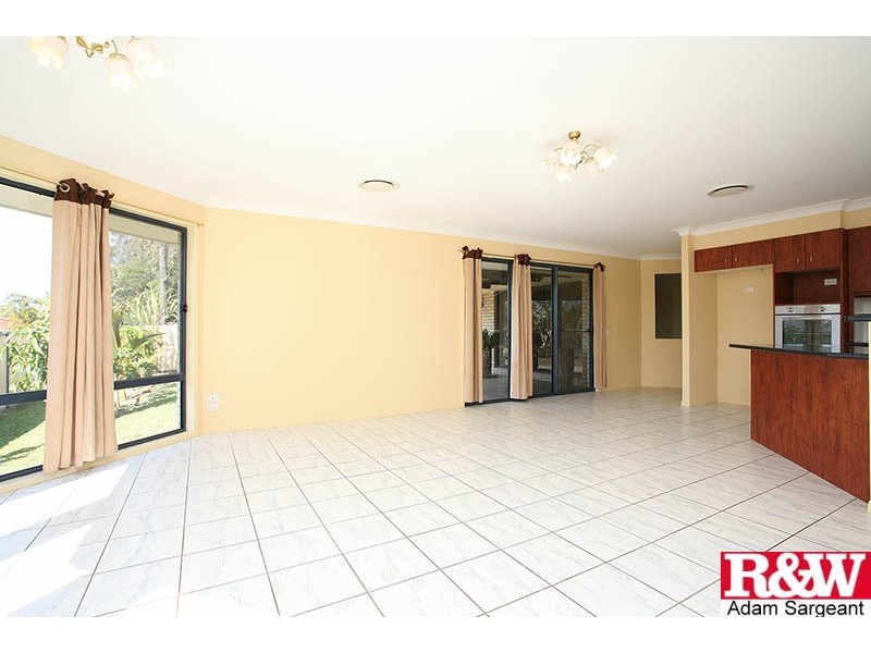 15 Robur Street, Marsden QLD 4132