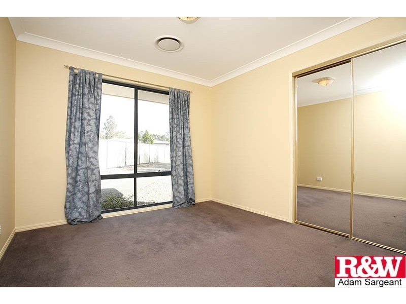 15 Robur Street, Marsden QLD 4132