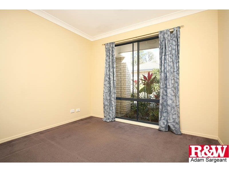15 Robur Street, Marsden QLD 4132