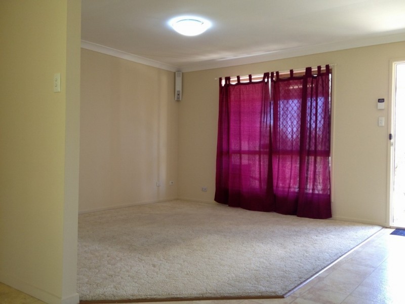 2 Allspice st, Crestmead QLD 4132