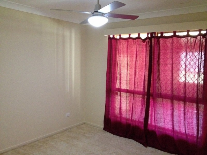 2 Allspice st, Crestmead QLD 4132