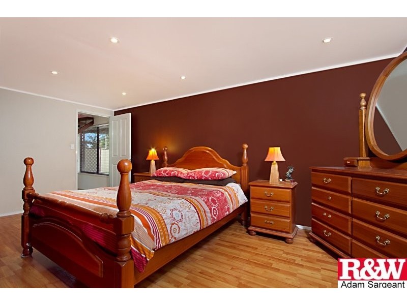 9 Heidi St, Marsden QLD 4132