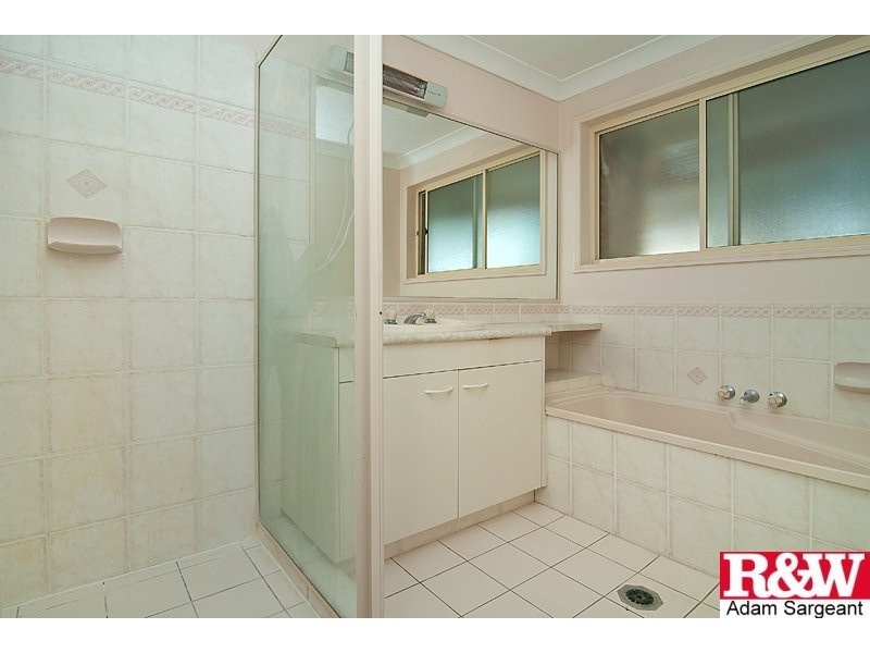 53 Kilsay Cres, Meadowbrook QLD 4131