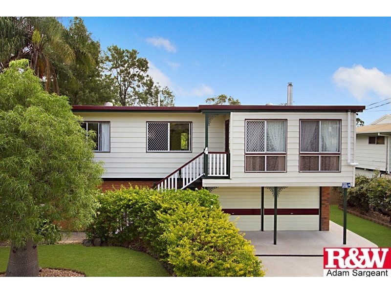 4 DEHLIA STREET, Marsden QLD 4132