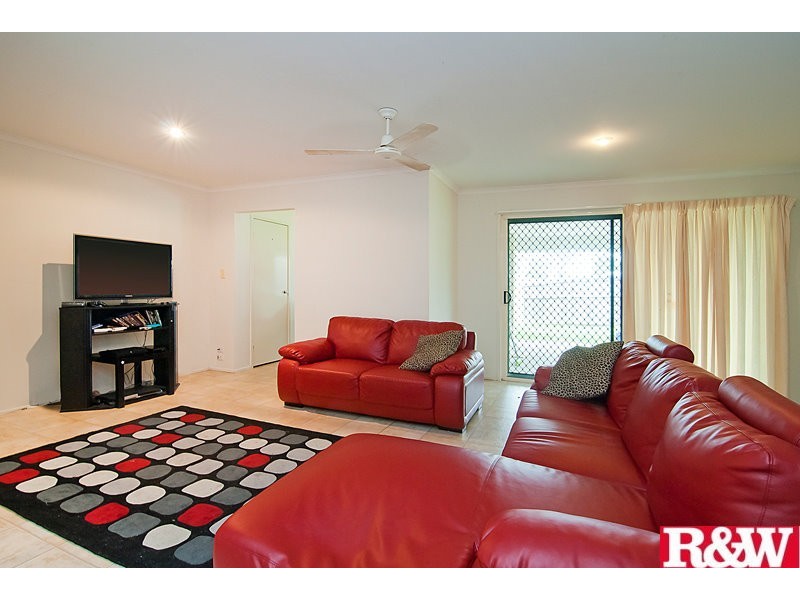 90 Macarthy Drive, Marsden QLD 4132