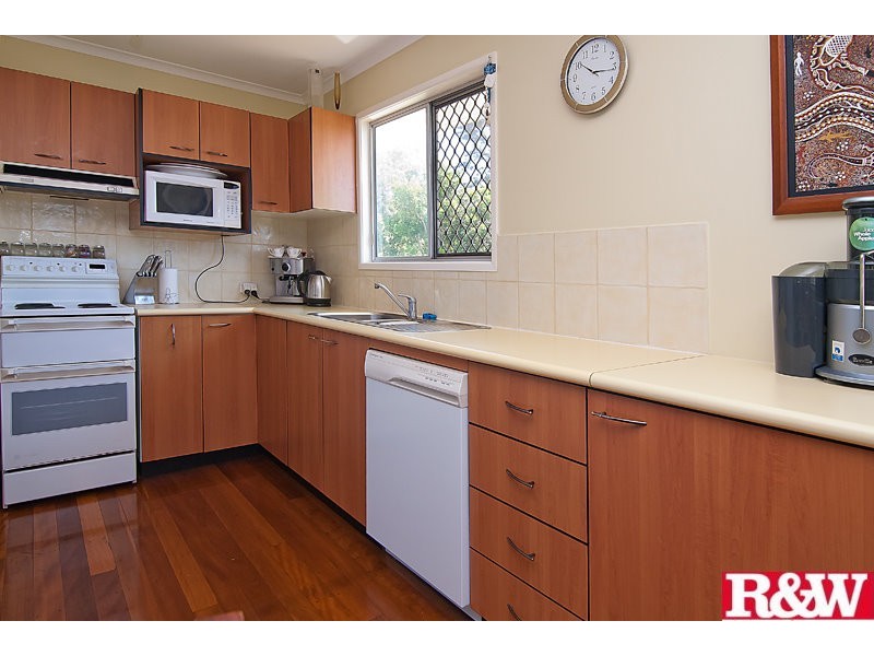 6 Dehlia Street, Marsden QLD 4132