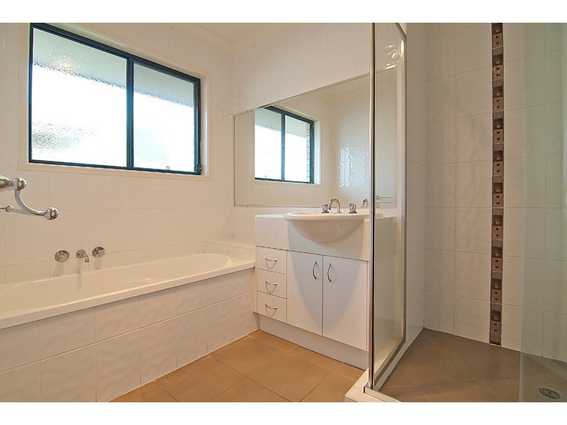 22 Griffen Place, Crestmead QLD 4132